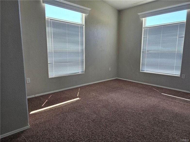 Building Photo - 21197 Mazie