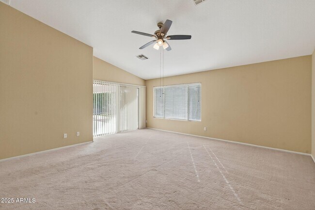 Building Photo - 8611 W Alex Ave