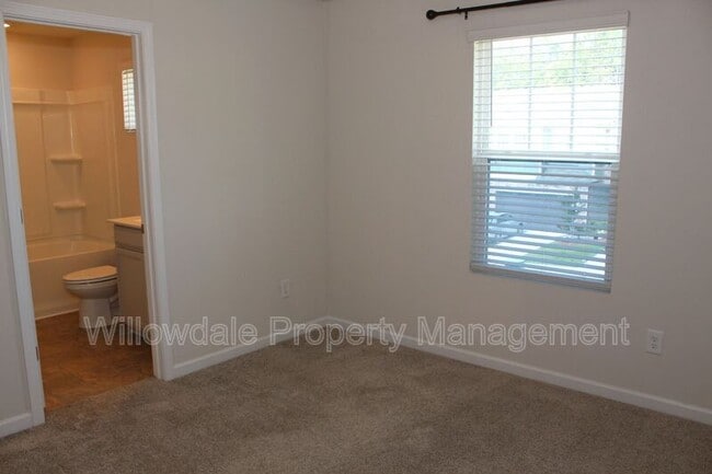 Building Photo - 1139 Chestnut Bluff Run