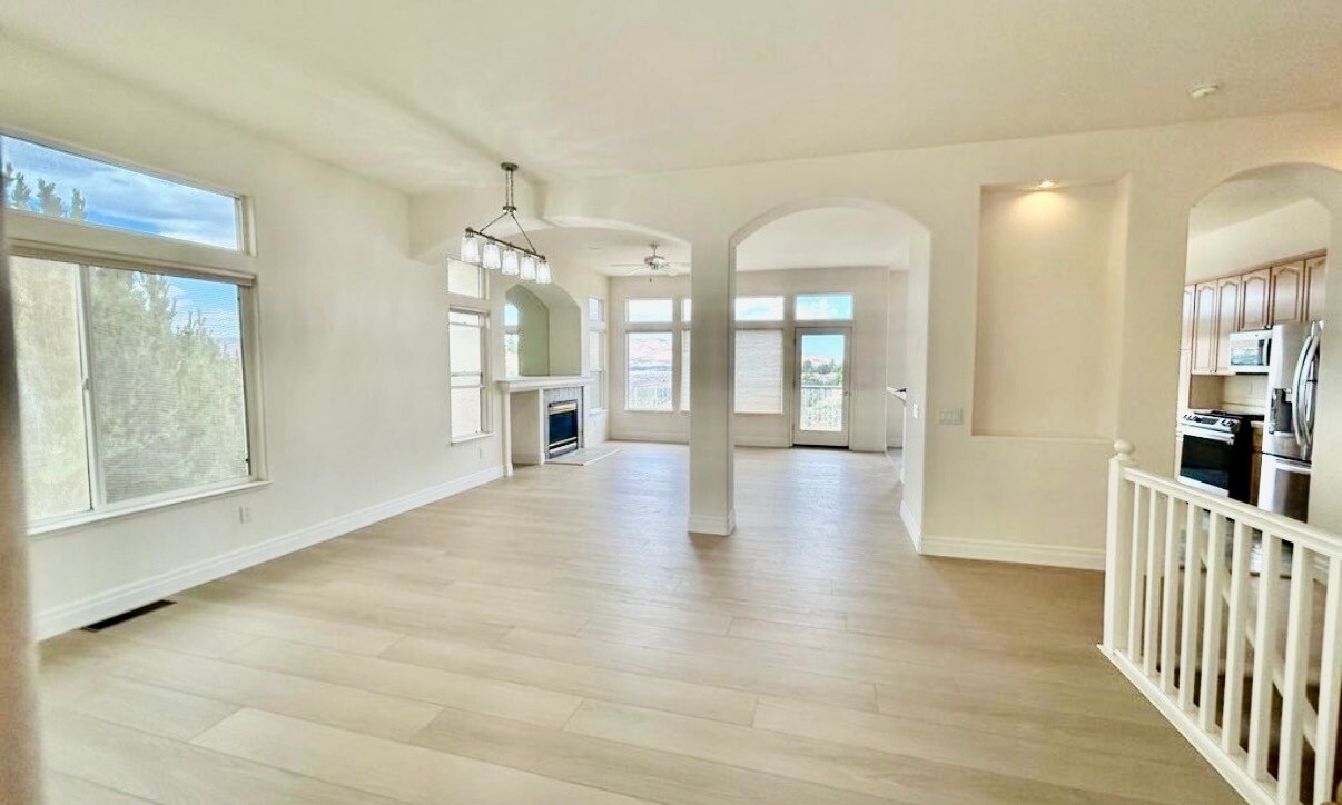 Building Photo - 4781 W Creek Ridge Trl