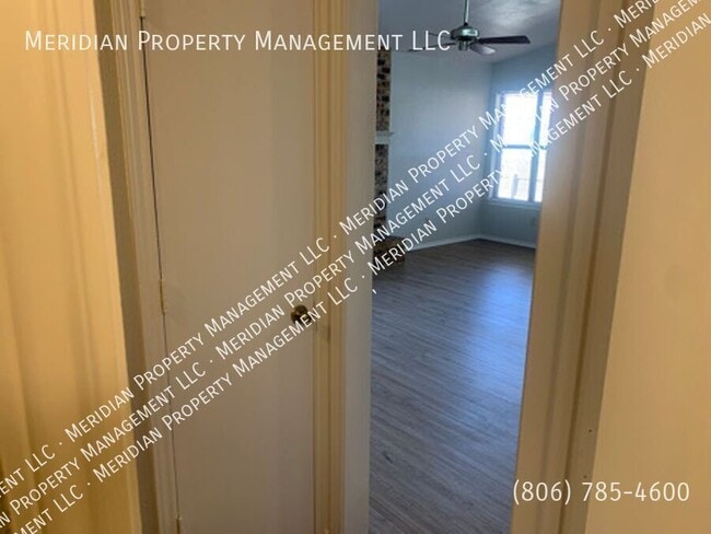 Building Photo - 2019 S Loop 289