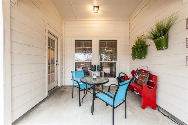 Building Photo - 8108 Twin Oaks Dr