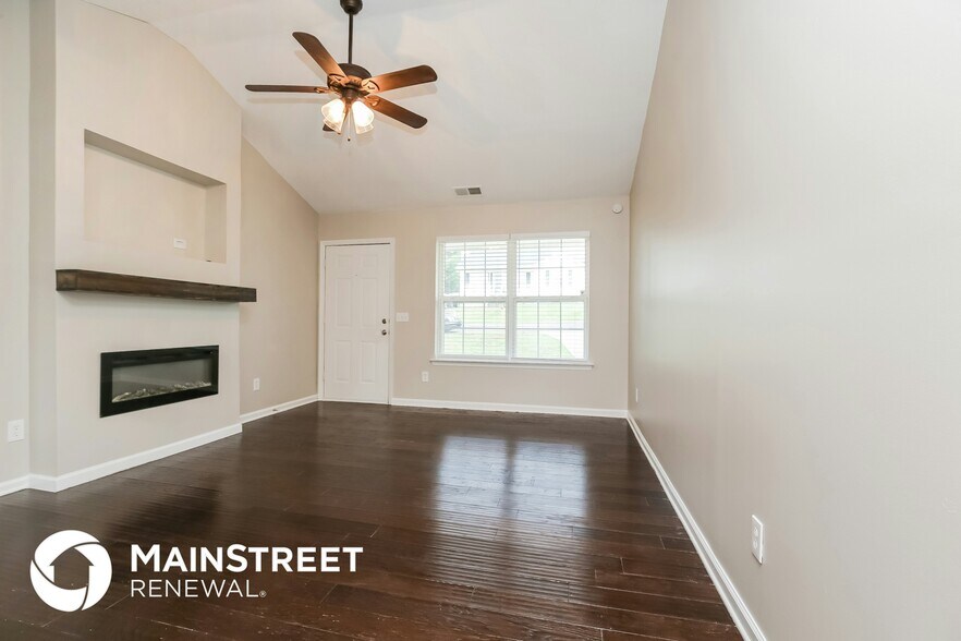 Building Photo - 404 Ty Cobb Cove