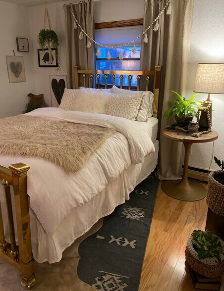 Building Photo - W342N4898 W Lindy Ln