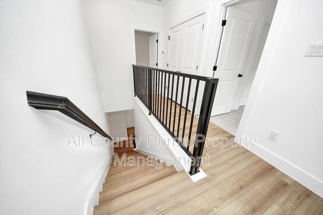 Building Photo - 2708 Bostic St