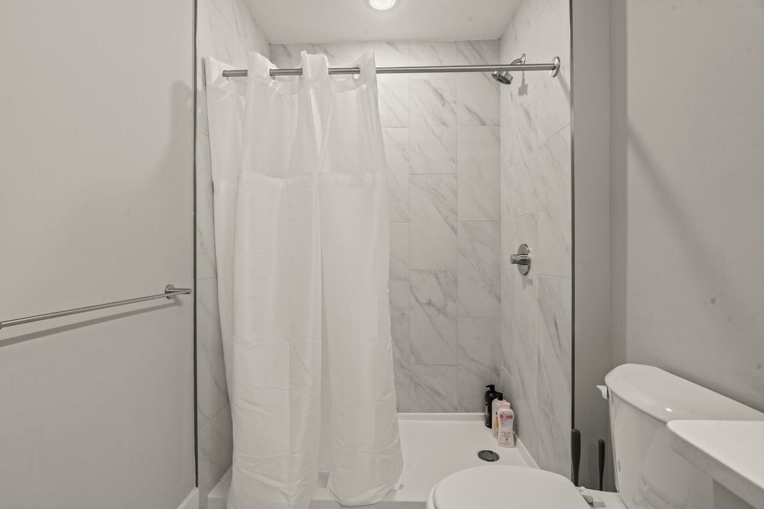 Building Photo - 916 N Delaware Ave