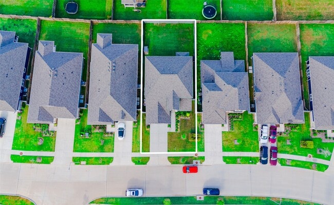 Building Photo - 8327 Threadfin Wy