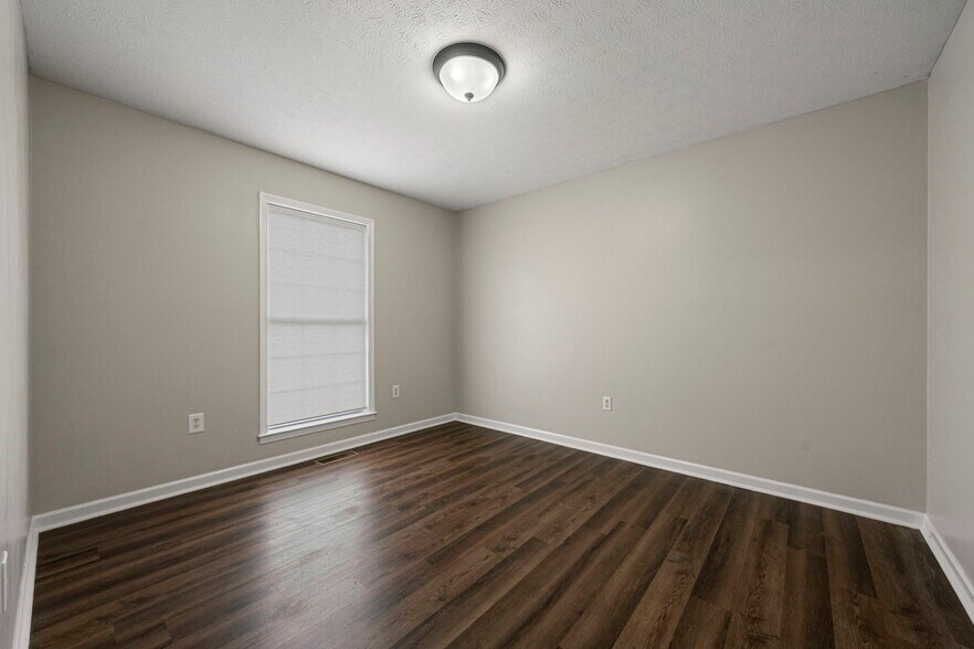 Building Photo - 1307 Miller Pond Rd