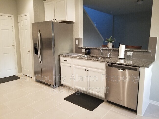Building Photo - 12086 Canyon Rock Ln