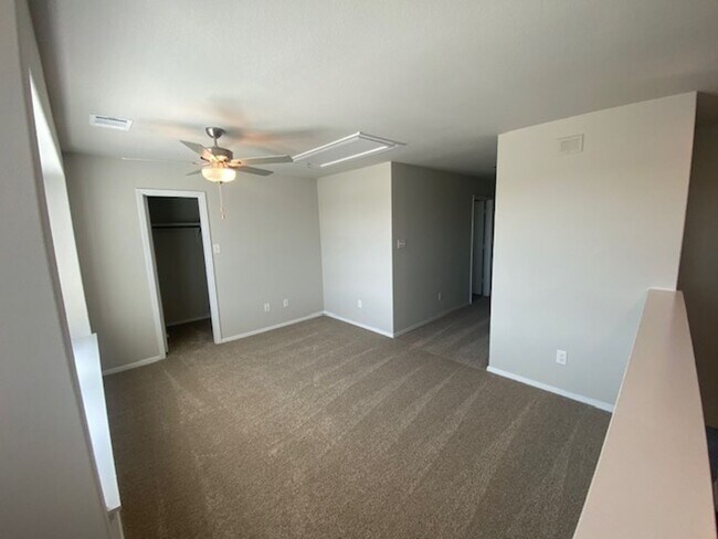 Building Photo - Brand New 4 Bed 2.5 Bath House with Large ...
