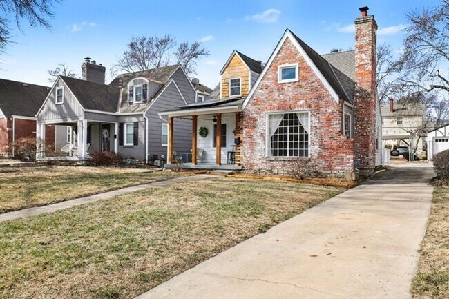 Building Photo - 7234 Baltimore Ave