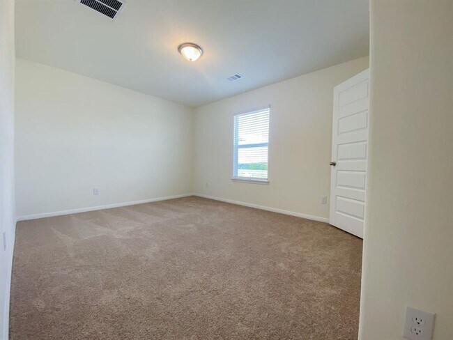 Building Photo - 12010 Corsicana Trl