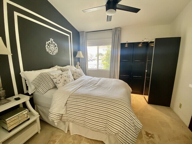 Building Photo - Camarillo- Stylish One Bedroom off Main House