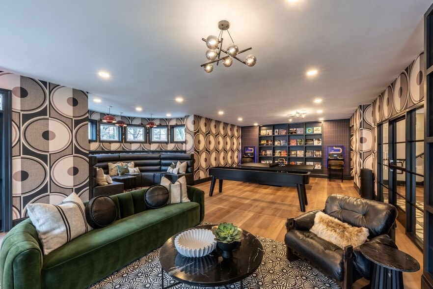 Building Photo - Halstead Alexandria