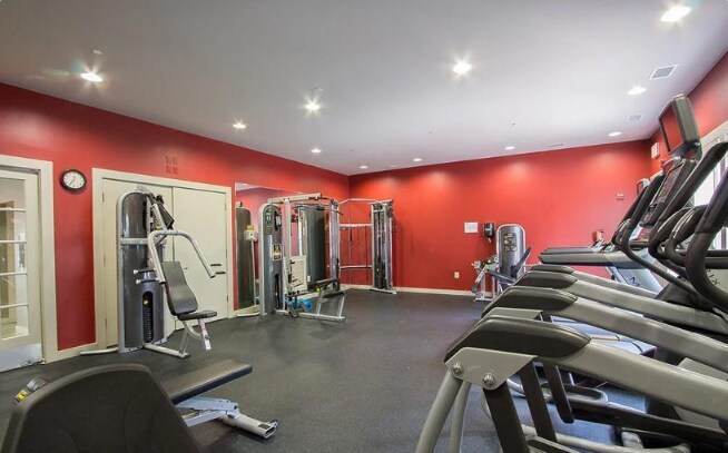 Building Photo - 1702 Ascot Way