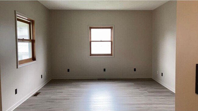 Building Photo - In JEROMESVILLE!  2 Bedroom Available!