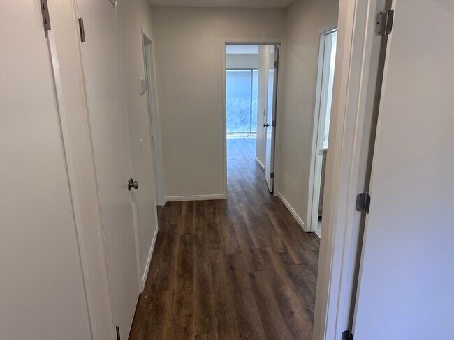 Building Photo - 2106 Crespi Ln