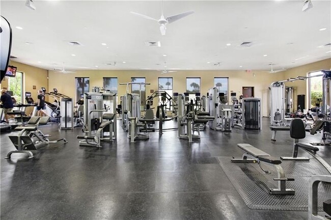 Building Photo - 10980 NW 78th Pl