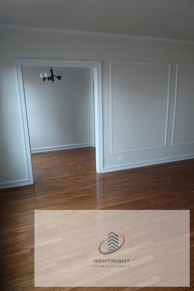 Building Photo - 426 W Briar Pl