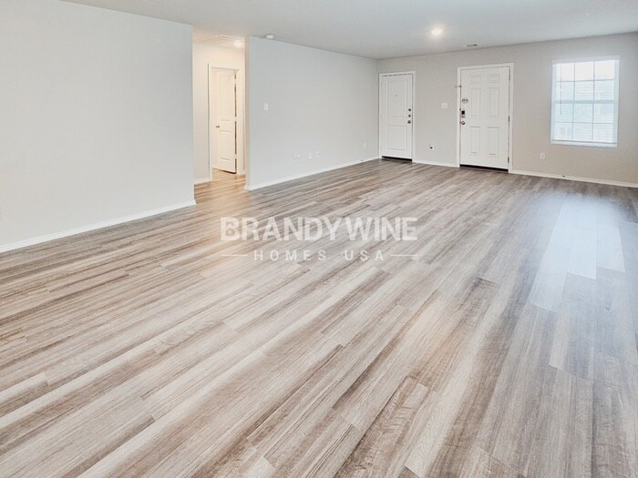 Building Photo - 7014 Winding Shelf