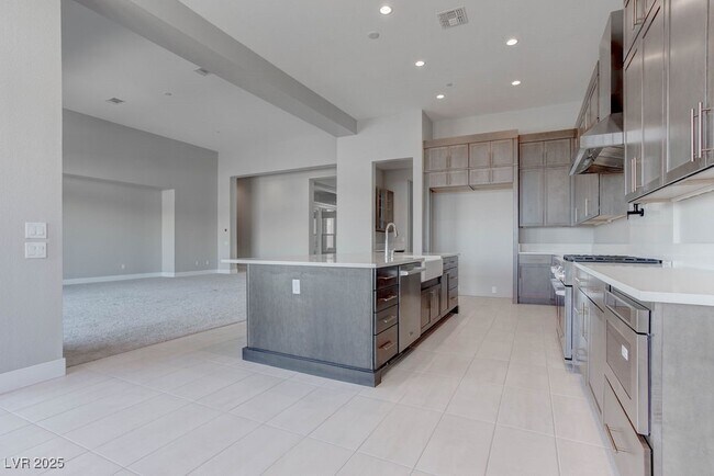 Building Photo - 4778 Outlook Peak St