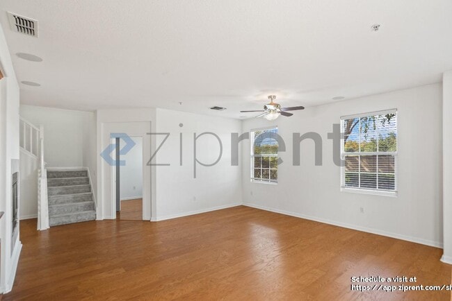 Building Photo - 812 Joree Ln