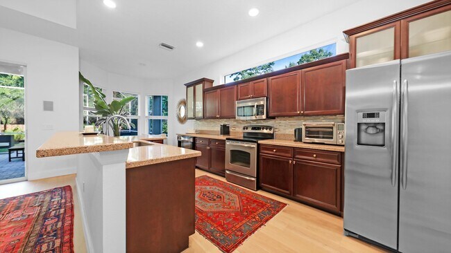 Building Photo - 72 Tall Trees Ct