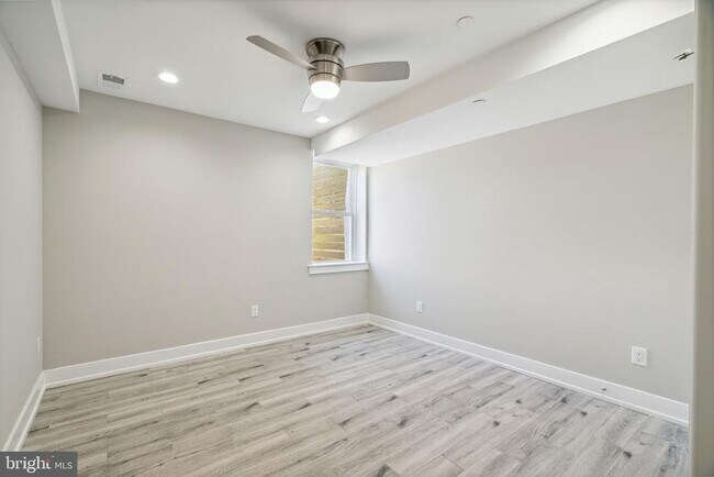 Building Photo - 2429 N 3rd St