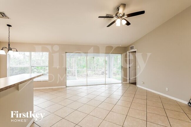 Building Photo - 715 Bennington Dr