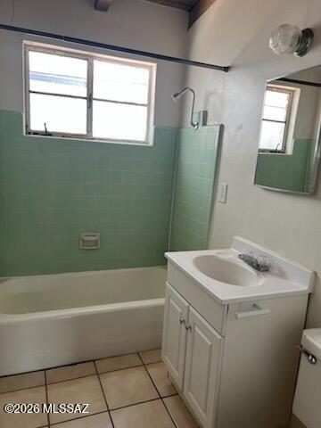 Building Photo - 2541 E Elm St
