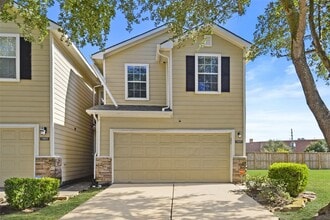 Building Photo - 15875 Misty Loch Ln