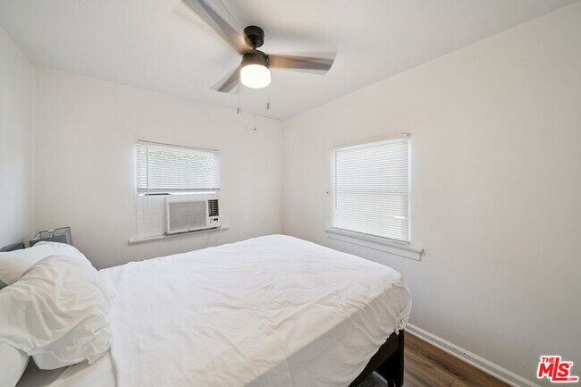 Building Photo - 1163 W 38th St