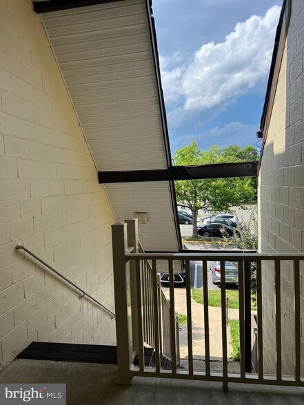 Building Photo - 3949 El Soneta Pl