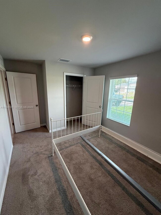 Building Photo - 3051 S Beechwood Cir