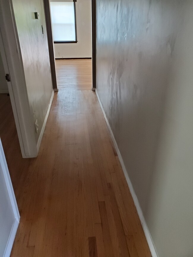 hallway - 12950 Admiral Ave