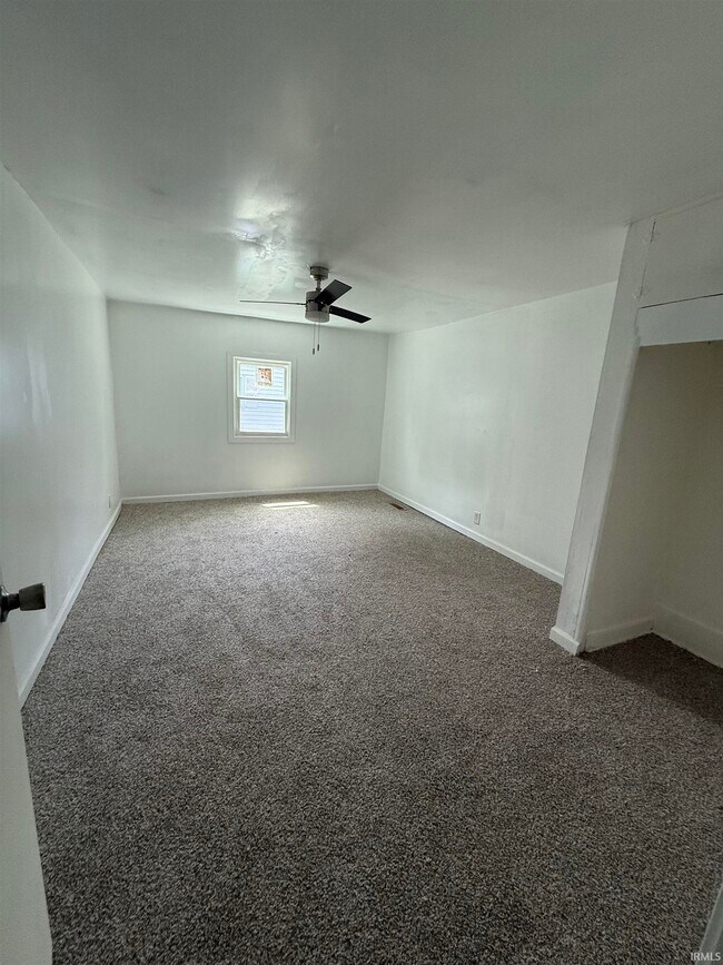 Building Photo - 1326 Buntin St