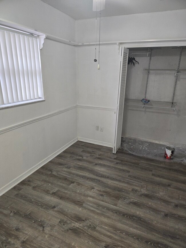 Building Photo - 19106 Sunlake Blvd