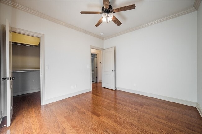 Building Photo - 3778 Prince Philipe St