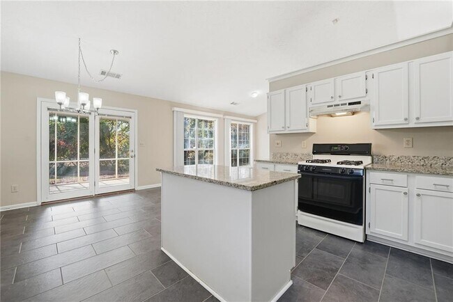 Building Photo - 3070 Bugle Dr