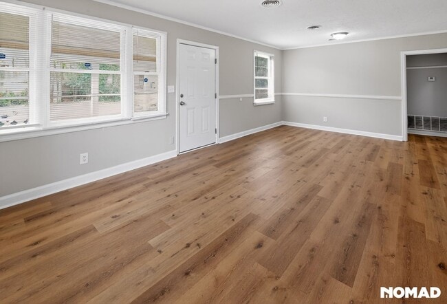 Building Photo - 3217 Cotton St