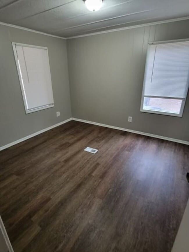 Building Photo - Renovated 3 Bedroom 2 Bath Home for Rent!!