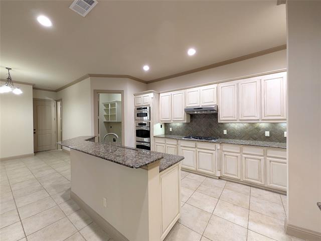 Building Photo - 2137 Langdon Dr