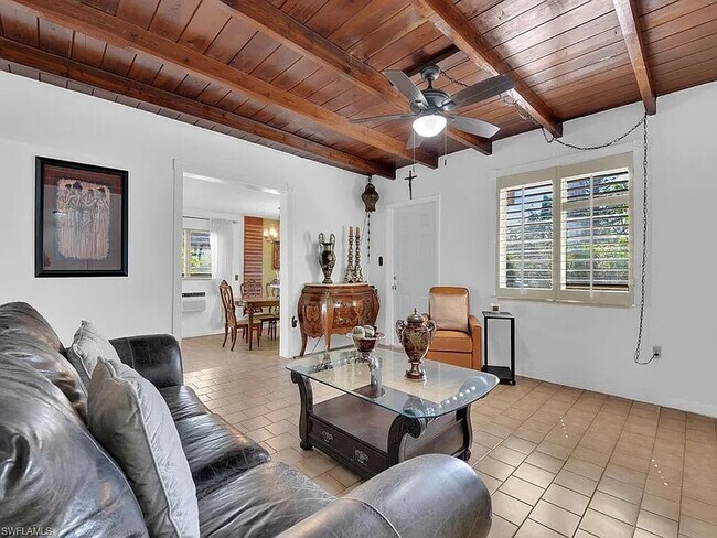 Building Photo - 1227 Trail Terrace Dr