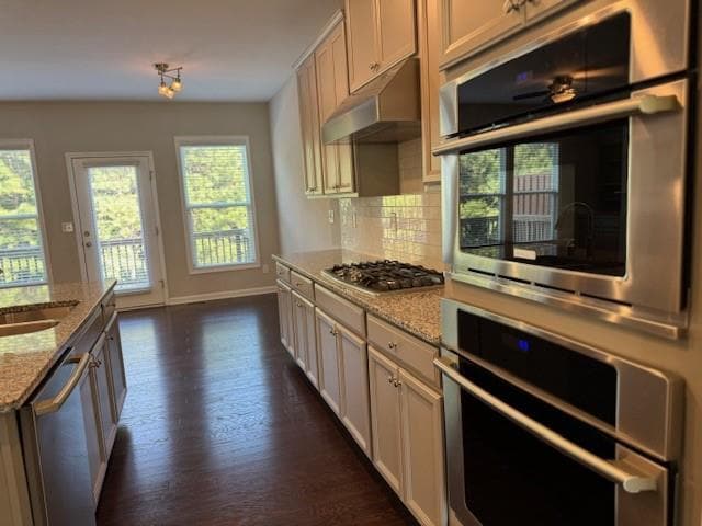 Building Photo - 651 Sunset Park Dr