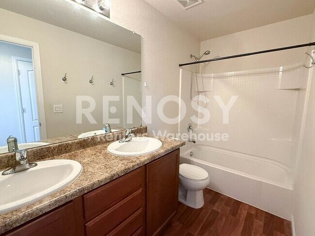 Building Photo - Spacious 4-Bedroom Home with Open Floor Plan and Large Backyard in Thornton