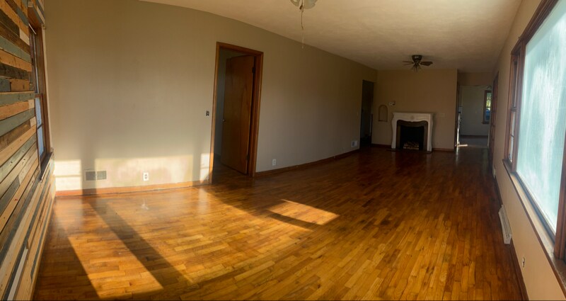 Building Photo - 2581 E Main St