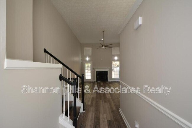 Building Photo - 4209 Reeshemah St