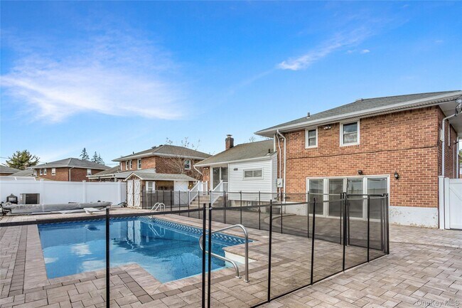 Building Photo - 15 Ingram Dr