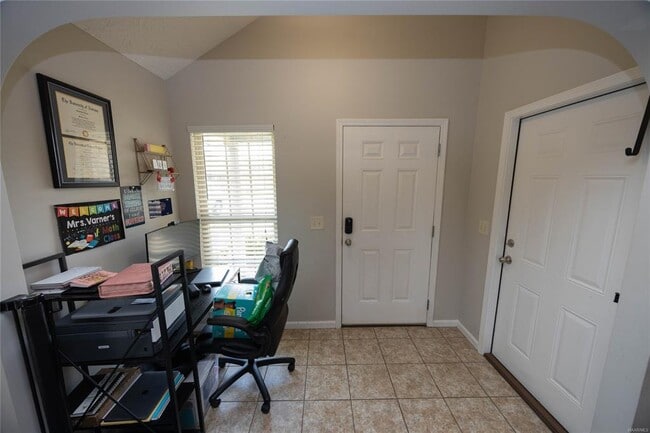 Building Photo - 1638 Buena Vista Blvd