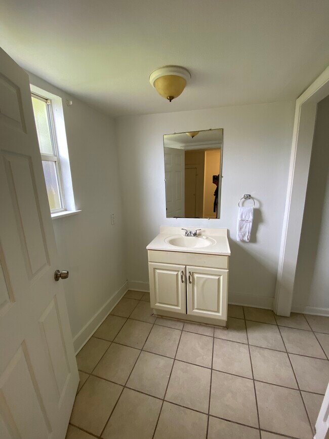 Building Photo - 7435 Garfield St